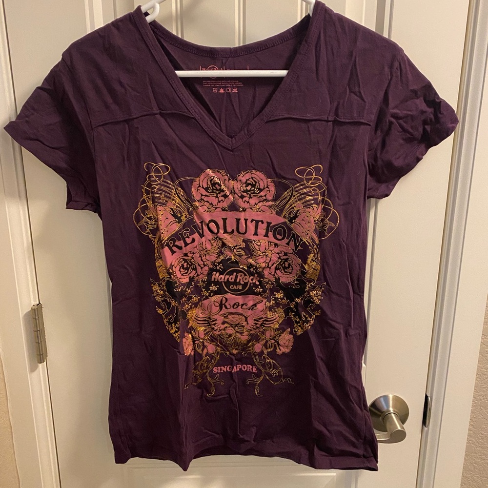 Hard Rock Cafe XL Top Juniors Purple Gold Singapore Shirt 100 Cotton T-shirt